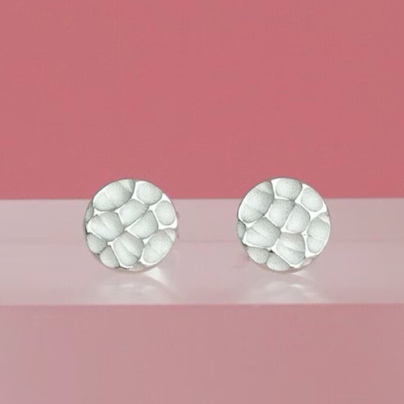 Jewelry - 🌼3/$12🌼BUNDLE DEAL! Silver Tone Textured Dainty Earrings